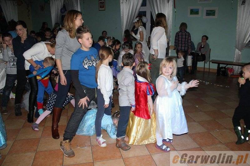 Bal karnawałowy w Zamku Królowej Śniegu