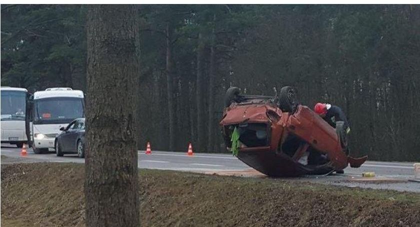 Dachowanie audi – Kierowcy po alkoholu, z wyrokiem i bez uprawnień