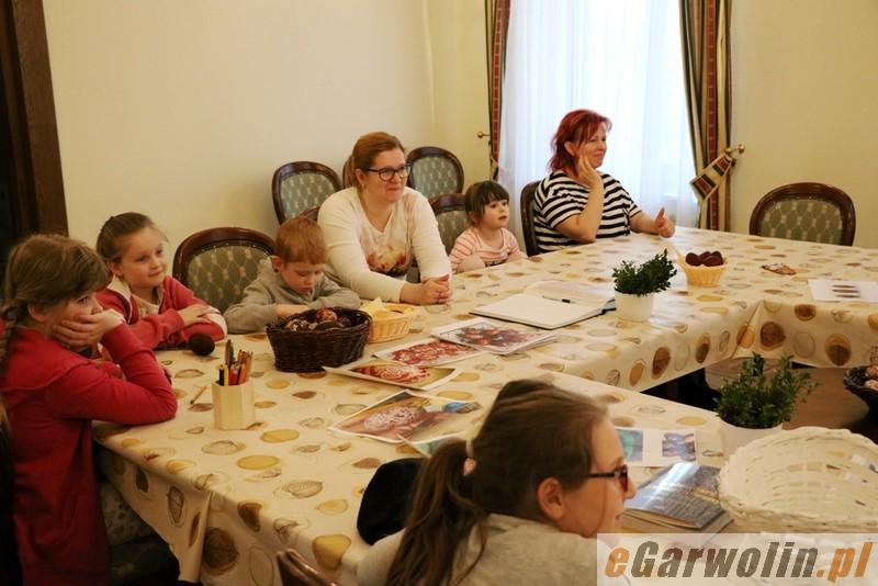 Pisanki drapanki w Miętnem