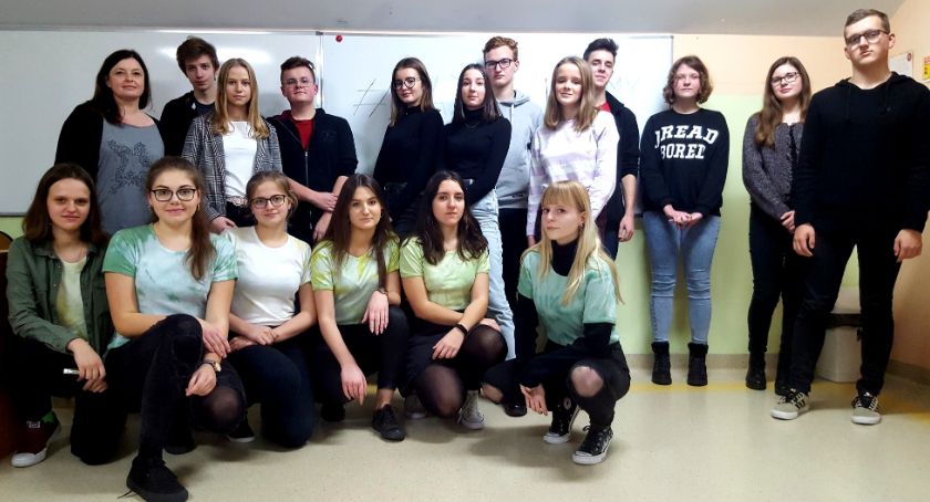 Licealistki z KLO ruszyły z projektem #RAZEM_bądźMY