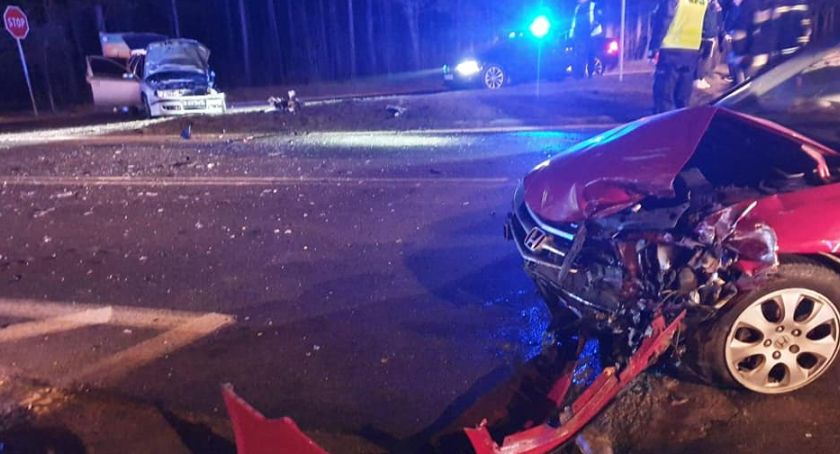 Kolizja na skrzyżowaniu w Wildze – Internauci znowu pytają o rondo