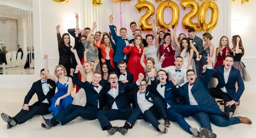 Studniówka 2020 – Maturzyści z ZS Miętne bawili się w Pilczynie