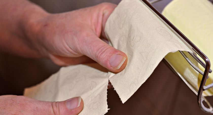 Nowe zasady używania papieru toaletowego – Koniec z nadużyciami!