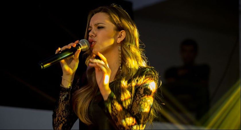 Monika Szostak w #talentobraniu – Zagłosuj i pomóż jej wygrać!