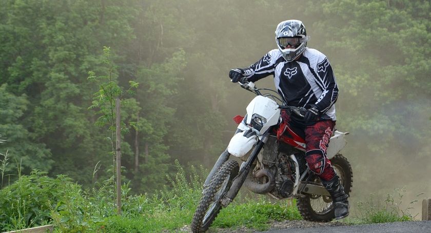 Nietrzeźwy motocyklista uciekał przed policją