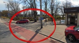 Jechała ścieżką rowerową – Na skrzyżowaniu uderzył ją samochód