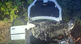 Samochód w rowie. Policja szukała właściciela