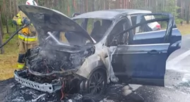 Auto zapaliło się na Nadwiślance