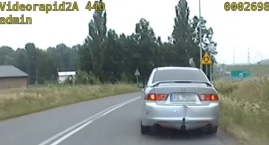 Młody kierowca pędził 167 km/h i ukrywał narkotyki w&hellip;