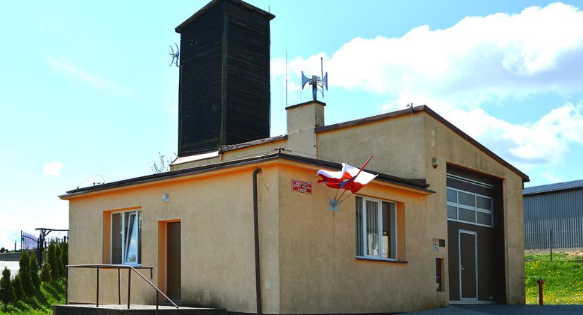 Nowy samochód i rozbudowa remizy w Ugoszczy