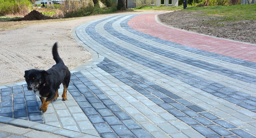 Pół miliona na chodniki i ciągi pieszo-jezdne w gminie Czarna Dąbrówka