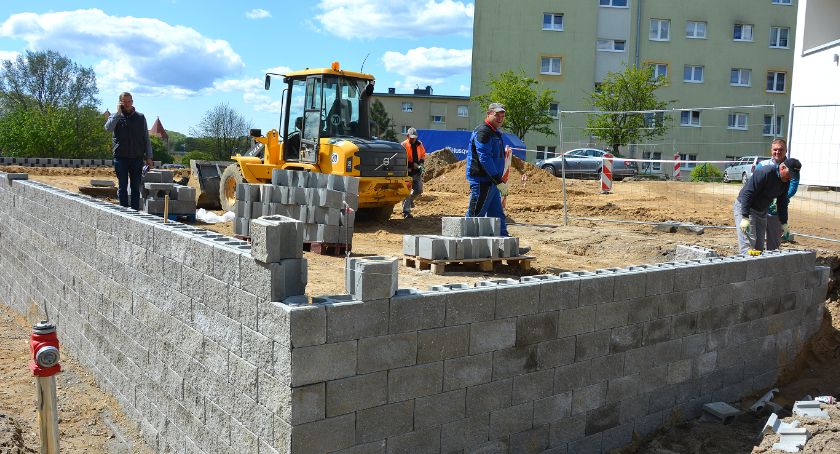Nowe parkingi na ul. Pochyłej w Bytowie
