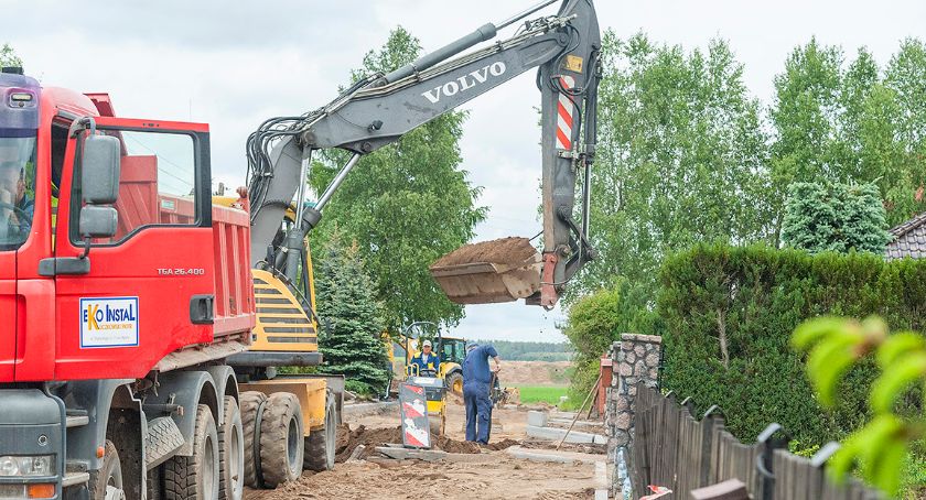 Nowa droga osiedlowa w Borzyszkowach