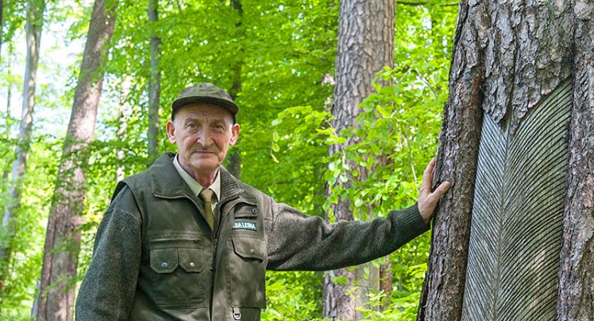 Emerytowany leśniczy Władysław Halenda opowiada nie tylko o swojej pracy