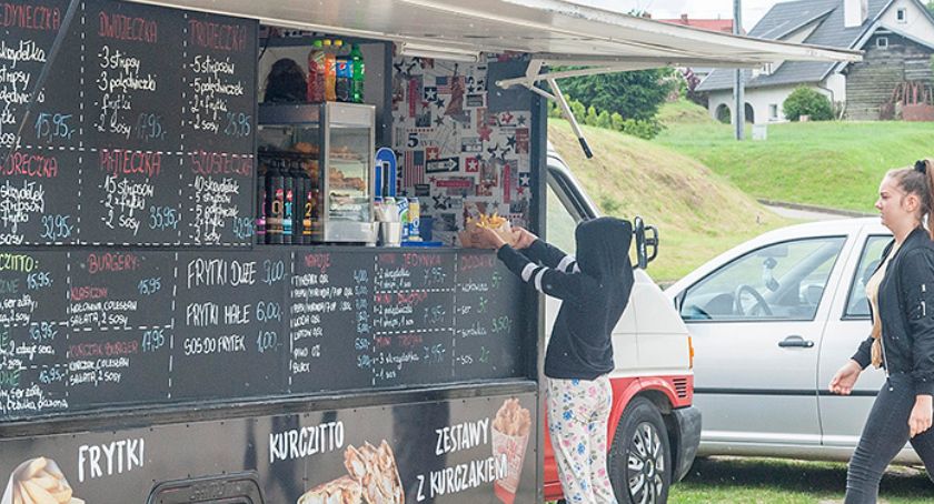 Food trucki w Studzienicach i nad Jeleniem