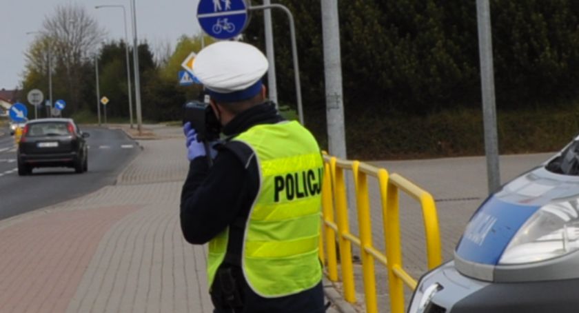 Policyjne kontrole na drodze krajowej nr 20