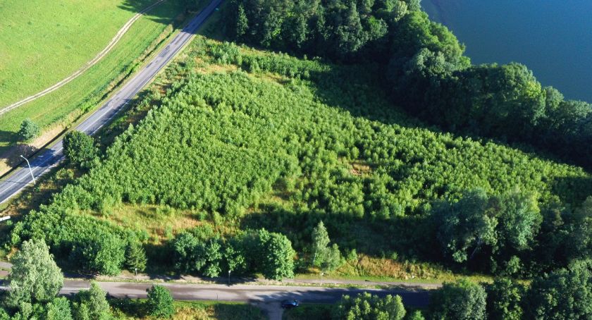 Gmina Bytów sprzedaje działkę nad jeziorem Jeleń