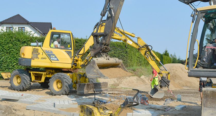 Płyty jumbo na ul. Jaworowej w Mądrzechowie
