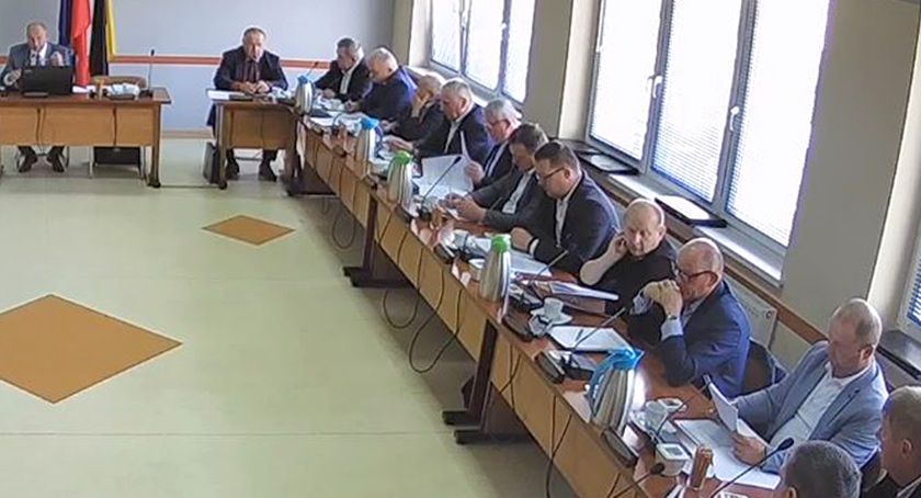 Gmina Lipnica porządkuje działki, część pójdzie na sprzedaż