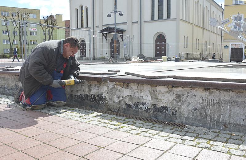 Naprawiana bo była nieszczelna