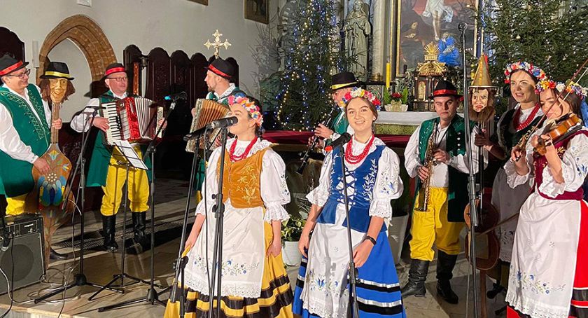Kaszubski Zespół Pieśni i Tańca Bytów na II Pomorskim Przeglądzie Kaszubskich Kolęd i Pastorałek