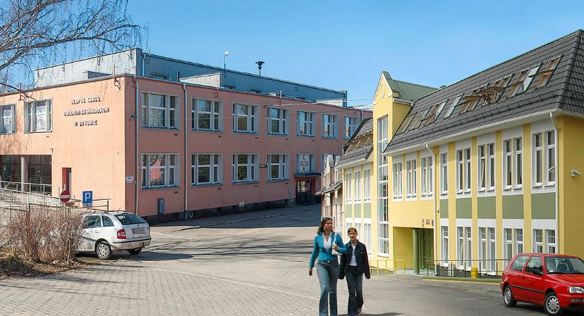 Kolejny konkurs na stanowisko dyrektora Zespołu Szkół Ogólnokształcących w Bytowie