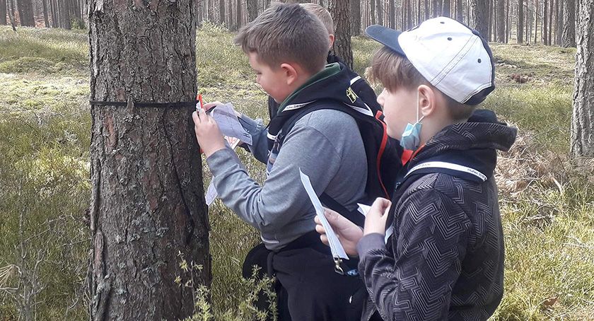 W Nożynie odbył się marsz na orientację
