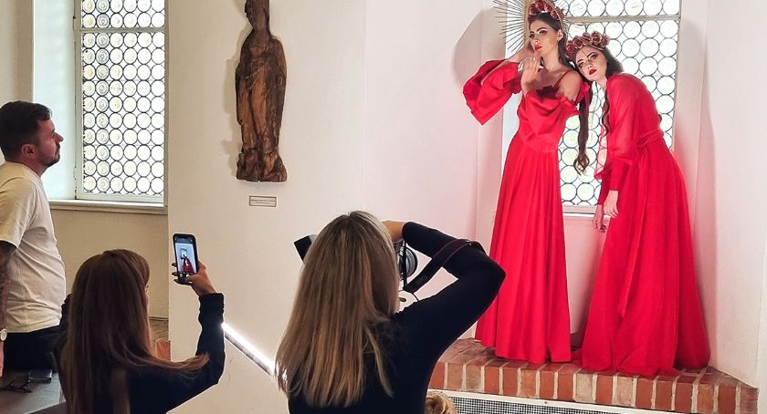 Modowa sesja zdjęciowa na bytowskim zamku