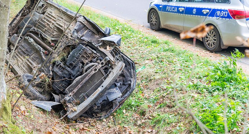 Wypadek na drodze pomiędzy Nową Wsią a Jasieniem