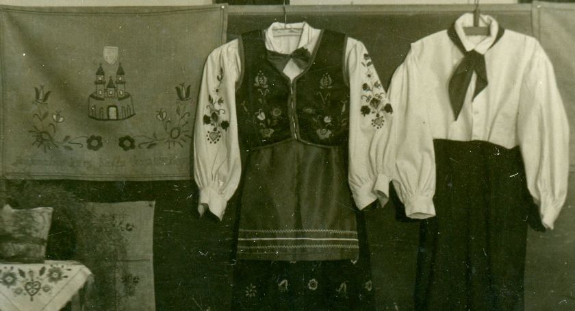 65 lat dowsladë