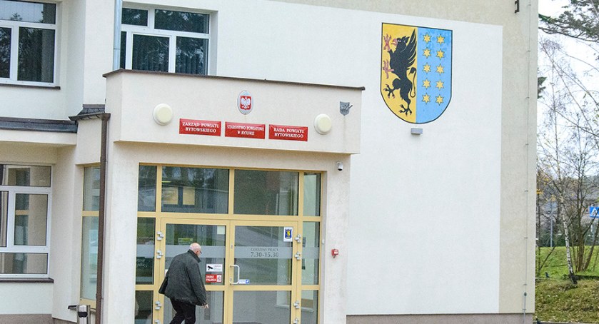 Mniej za wydanie prawa jazdy i dowodu rejestracyjnego. Opłaty niższe, ale nie dla wszystkich
