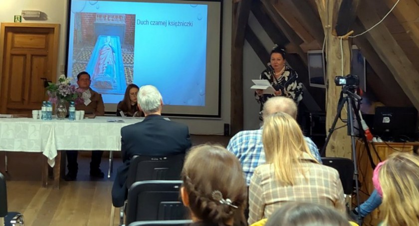 W Swòłowie ò religie a religijnoscë