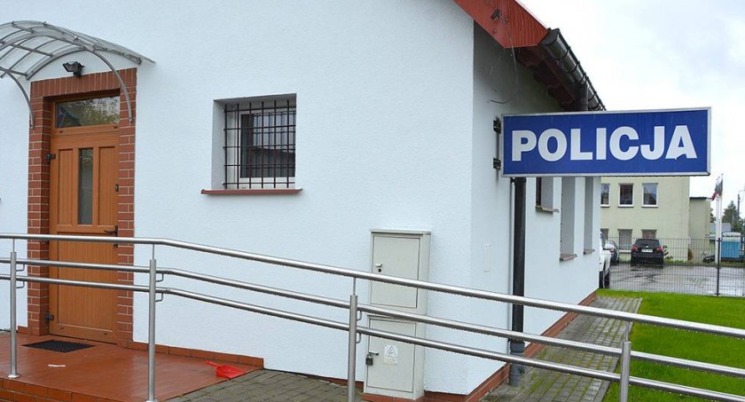 Nowy radiowóz dla policjantów z Lipnicy
