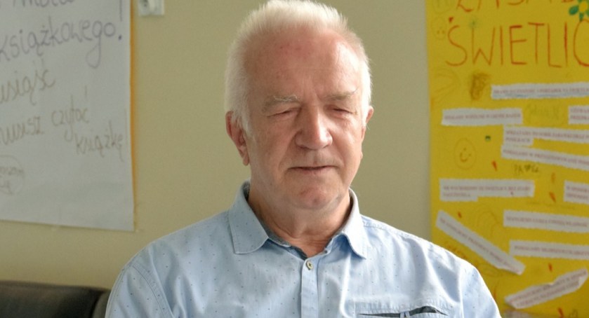 Prawie robi kòl „W”