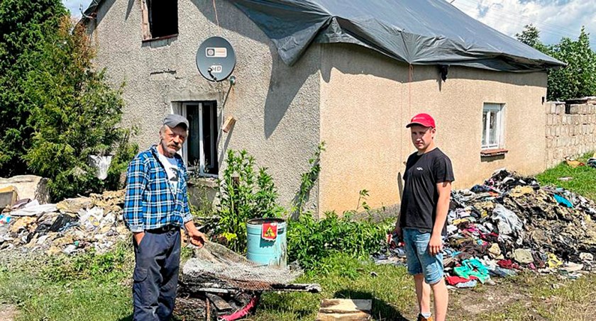 Ich dom spłonął w dwóch pożarach. Tragedia 8-osobowej rodziny z Jeleńcza