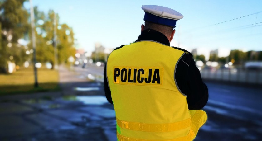 Od 17 września obowiązuje nowy taryfikator mandatów. Podwójne stawki, więcej punktów karnych