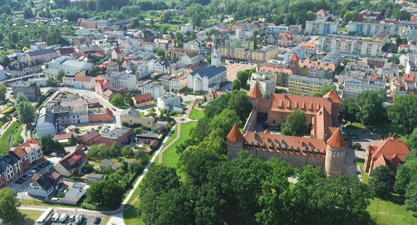 Czy potrzebna nam kolejna monografia? O historii Bytowa ciąg dalszy