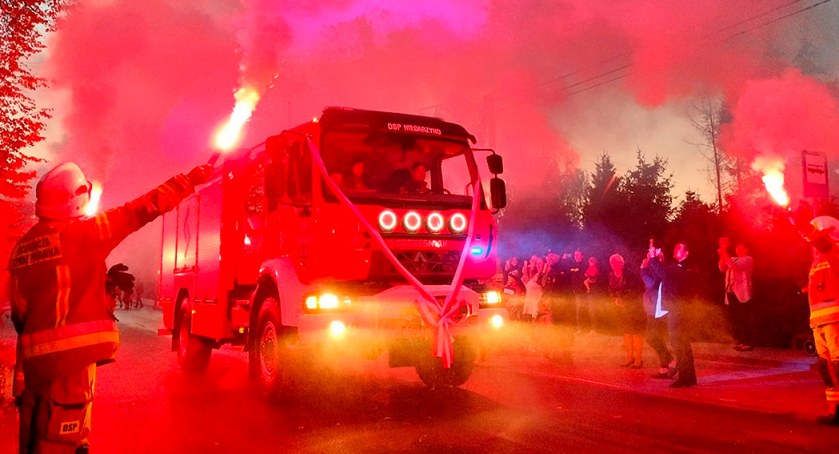 Nowy wóz strażacki trafił do OSP Niedarzyno