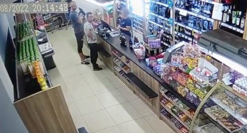 Rozpoznajesz tych mężczyzn? Powiadom policjantów