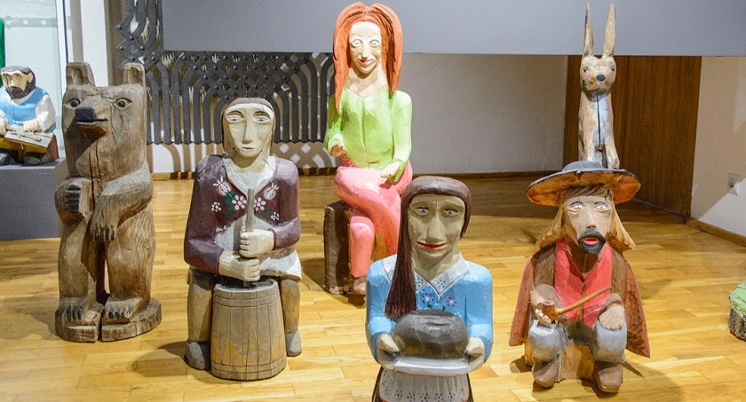 Pòstãpny dłótownik z Zôbòrów