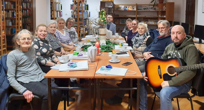 Klub Literacki „Wers” na Święta. Wiersze bytowiaków 