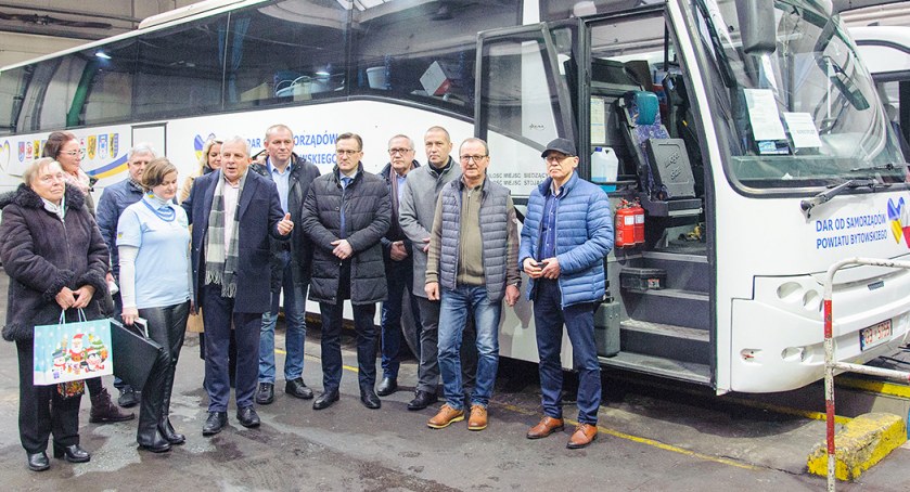 Będzie woził dzieci do szkoły w Ukrainie. To dar lokalnych samorządów