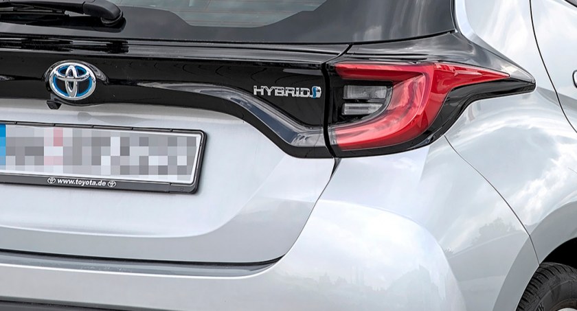 W powiecie bytowskim przybywa aut z napędami elektrycznym i hybrydowym