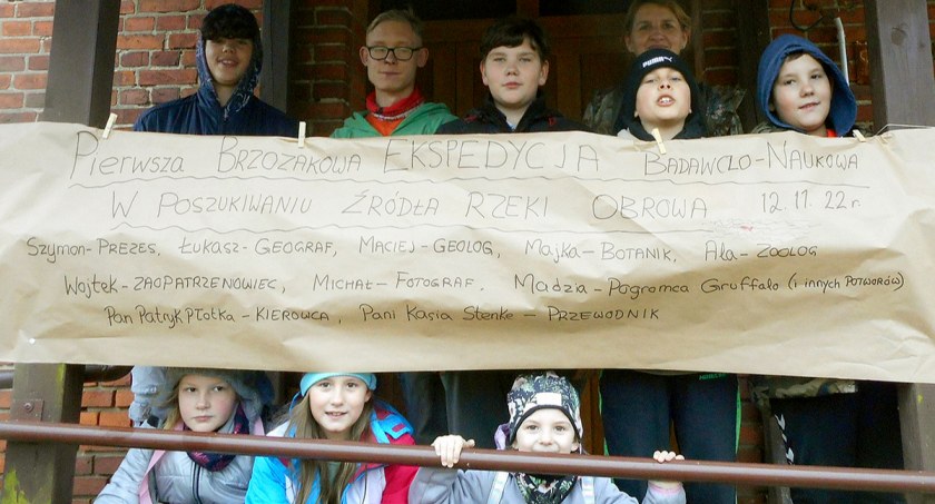 „Od Bawernicy po Bałtyk”, czyli w poszukiwaniu rzeki, której nie ma. Nowy projekt grupy Brzozaki