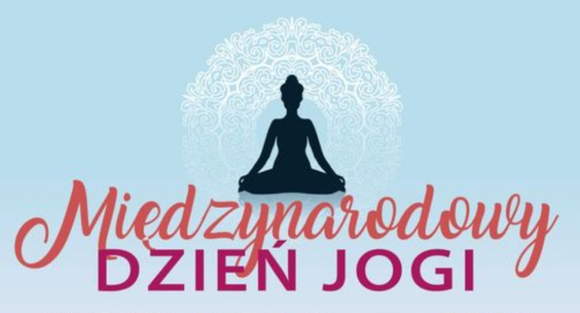 Międzynarodowy Dzień Jogi w Dąbiu