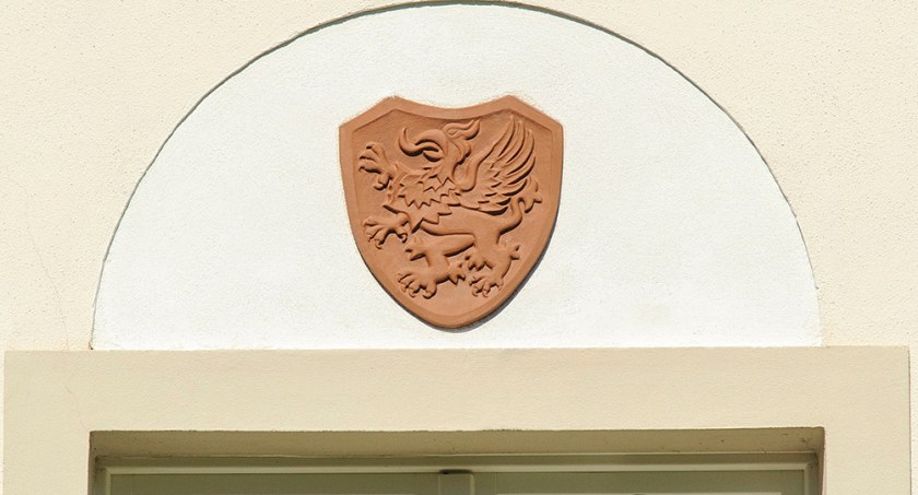 Do Urzędu Miejskiego w Bytowie trafiły dwa gryfy