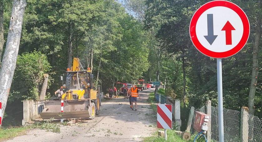 Przebudują most i wyleją asfalt na powiatówce. Dodatkowe środki dało ministerstwo