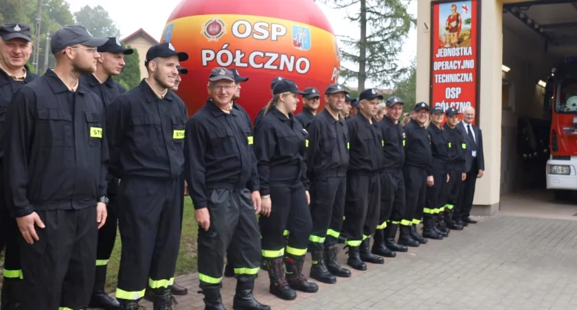 Na kamizelki, buty i radiotelefony. Dofinansowanie dla strażaków z OSP