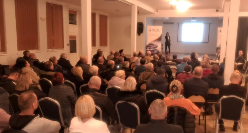 150 mieszkańców Studzienic i Ugoszczy na spotkaniu w sprawie podłączenia do sieci gazowej