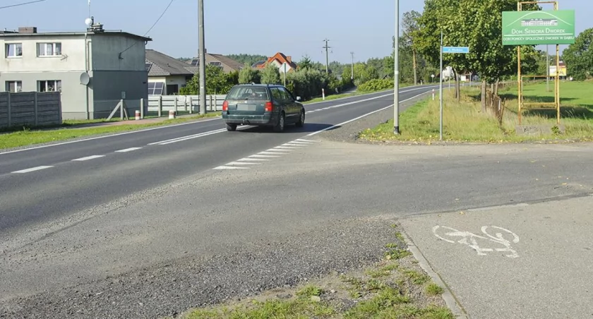 Będzie trzeba uważać. Gdy pogoda pozwoli rozpoczną się prace przy drodze Dąbie - Gostkowo